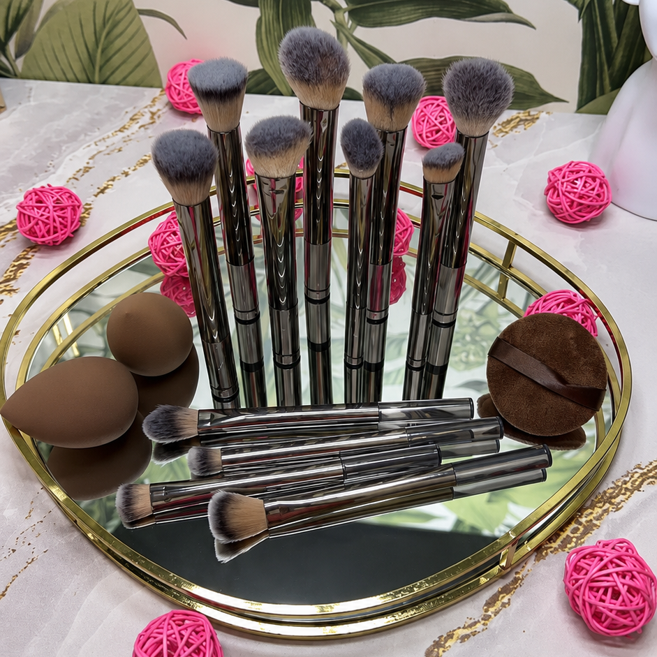 Set de Pinceaux de Maquillage – 12 Pièces