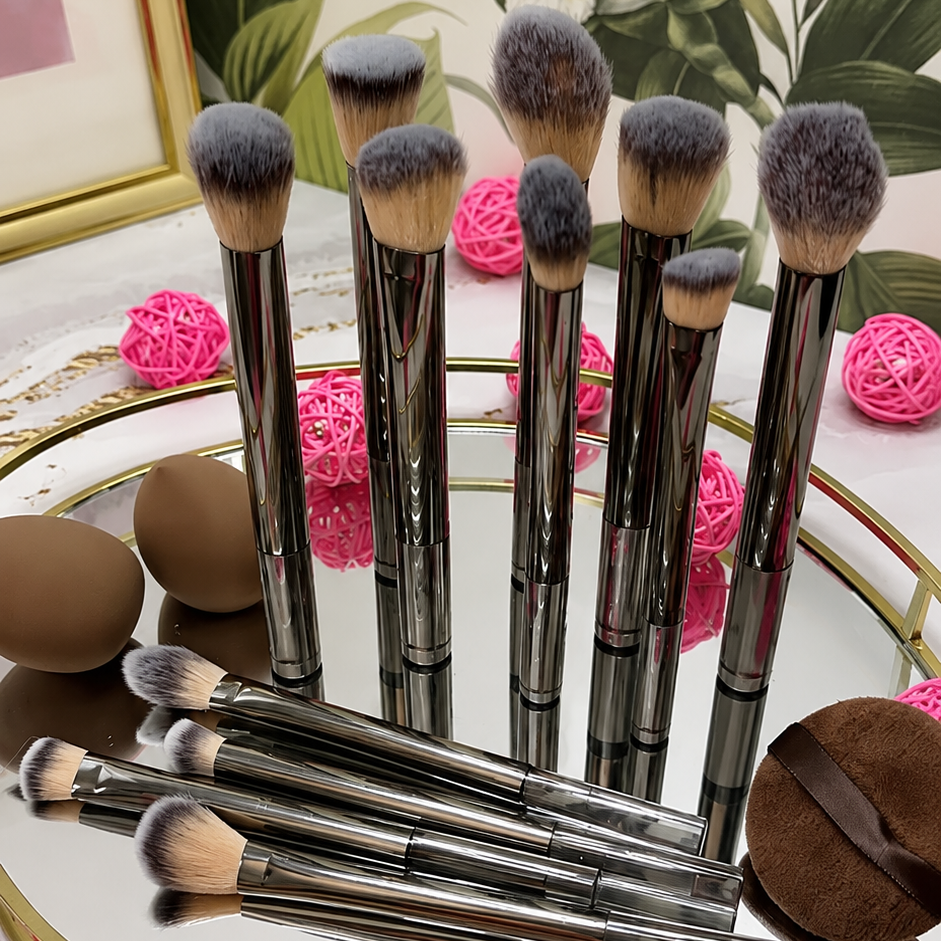 Set de Pinceaux de Maquillage – 12 Pièces